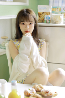 老外美女与野兽图片